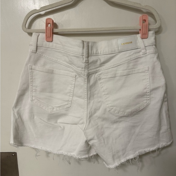 Express white denim shorts - Picture 3 of 4